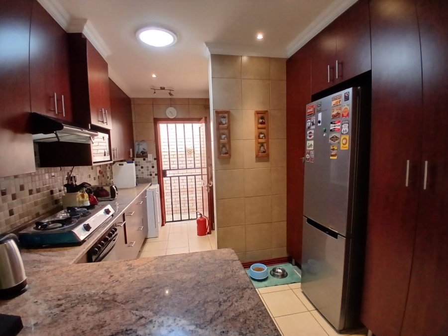 To Let 3 Bedroom Property for Rent in Pentagon Park Free State